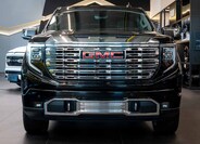 GMC Sierra 8