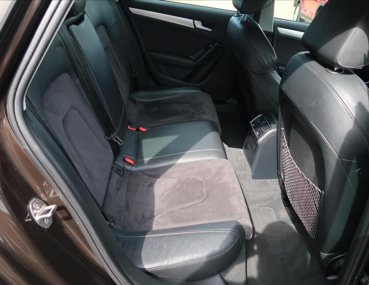 Audi A4 Allroad 19