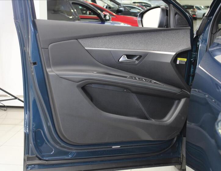 Peugeot 3008 18