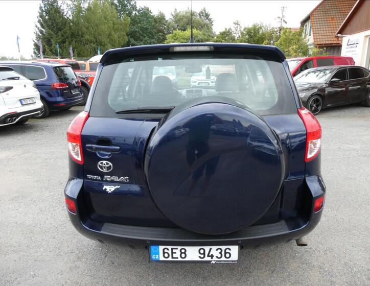 Toyota RAV4 7