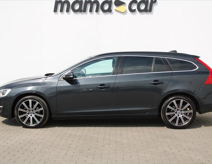 Volvo V60 4