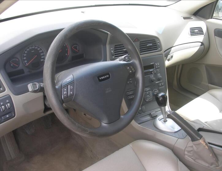 Volvo S60 5
