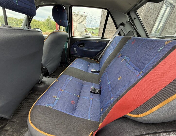Citroën Saxo 12