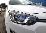 Hyundai i20 8
