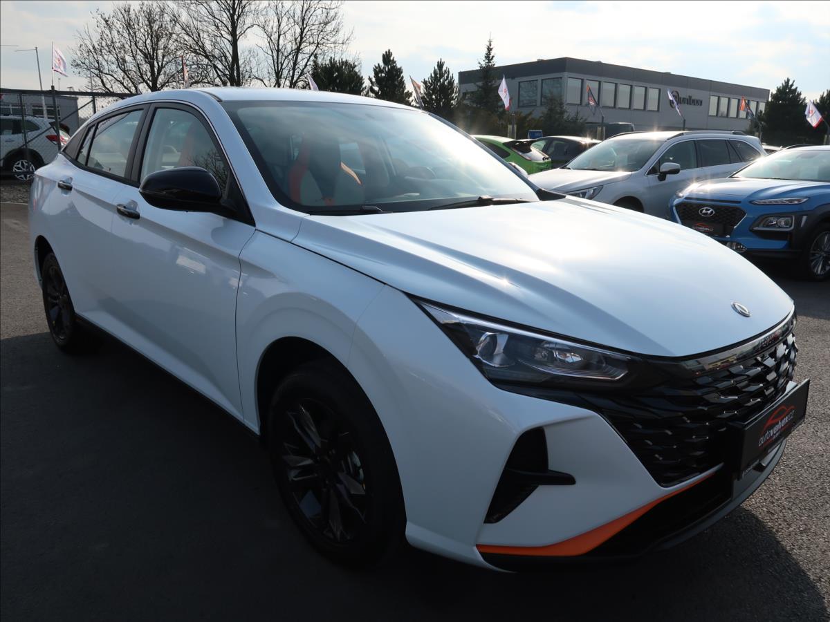 Dongfeng SHINE