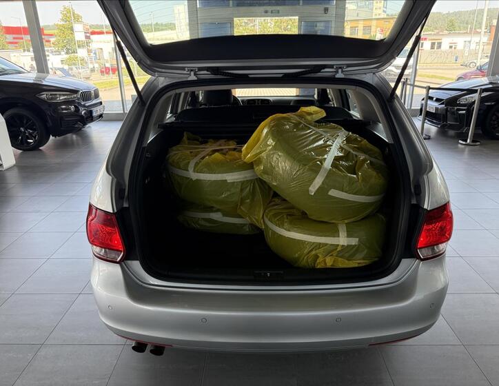 Volkswagen Golf 22