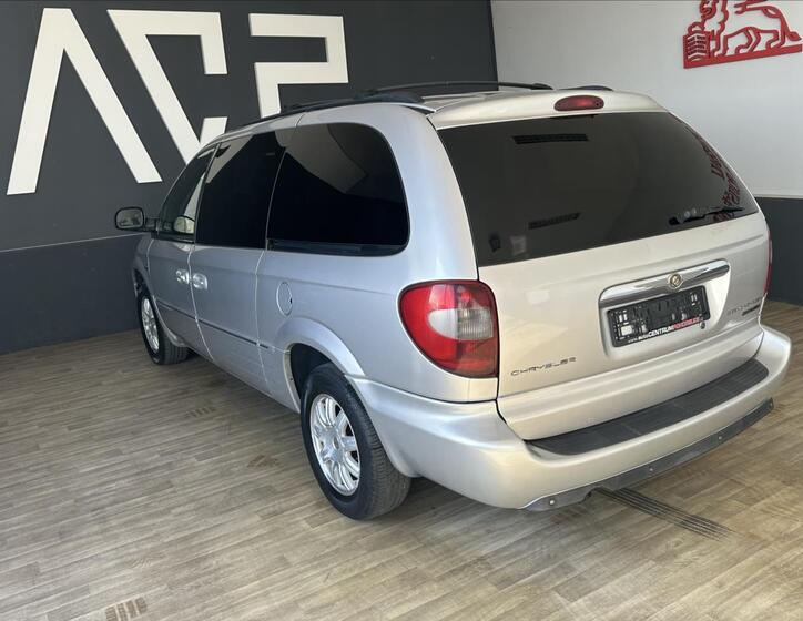 Chrysler Grand Voyager 8