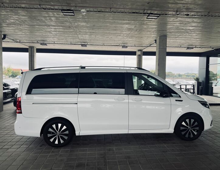 Mercedes-Benz EQV 4