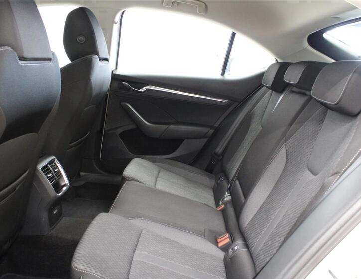 Škoda Octavia 15