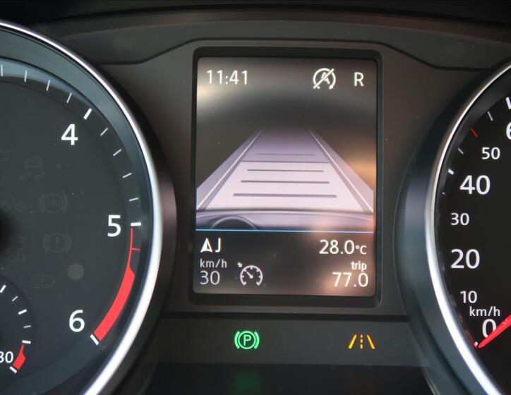 Volkswagen Passat 11