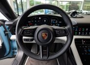 Porsche Taycan 6