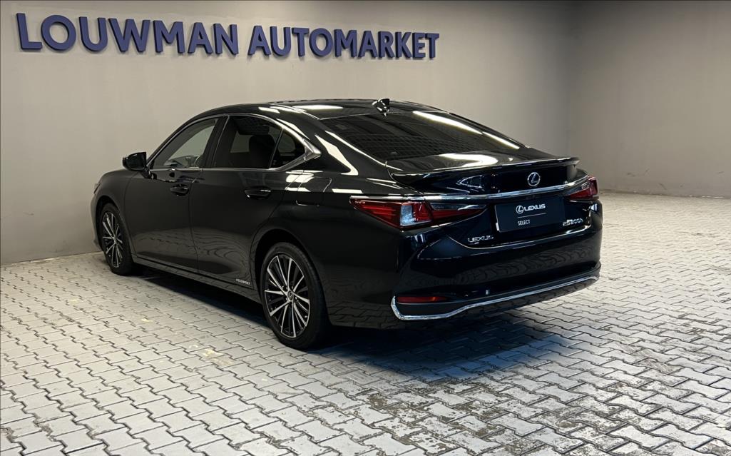 Lexus ES 300h