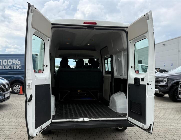 Peugeot Boxer 11