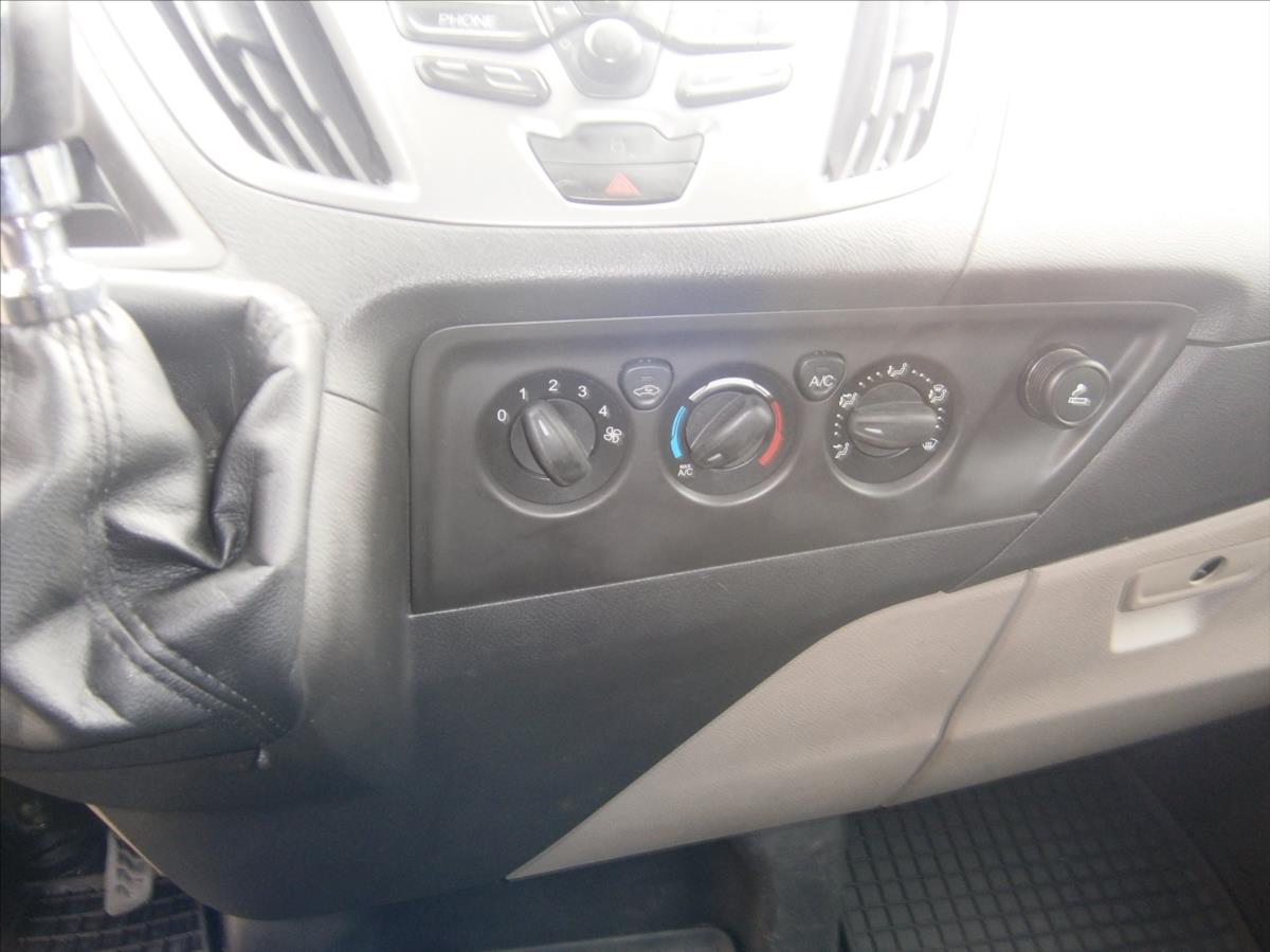Ford Tourneo Custom