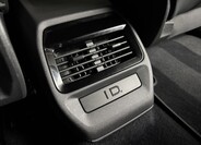 Volkswagen ID.4 16