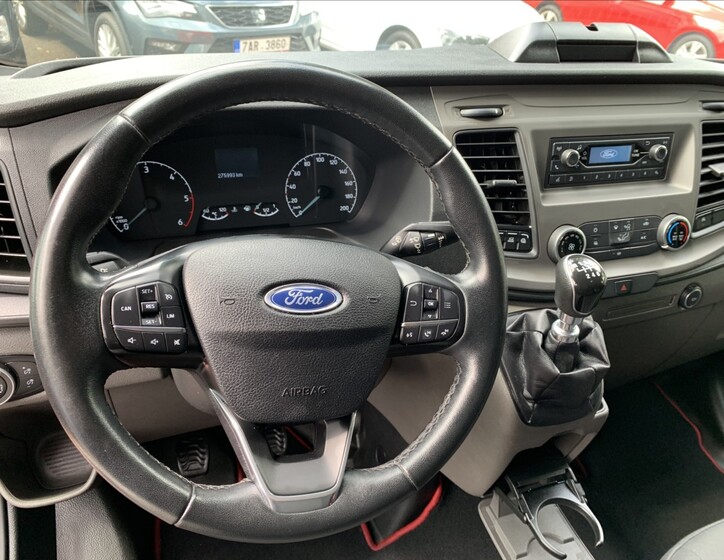 Ford Transit Custom 9