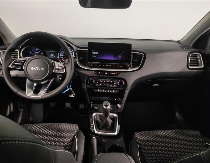 KIA XCeed 9