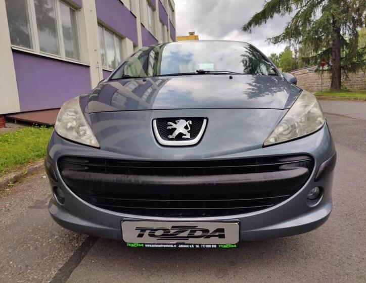 Peugeot 207 7