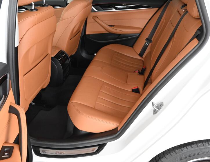 BMW Řada 5 10