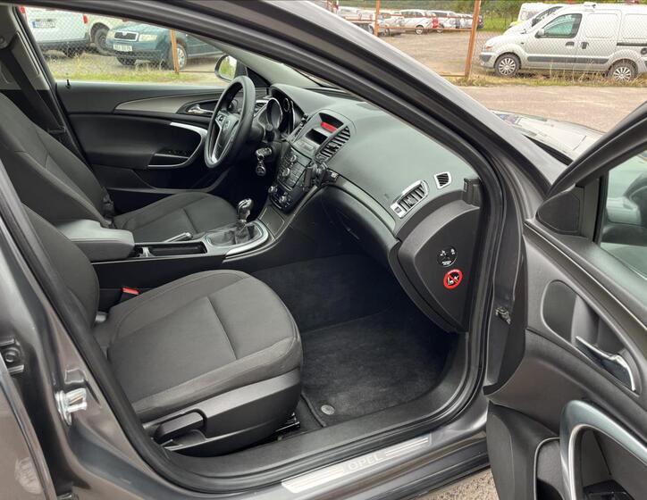 Opel Insignia 10
