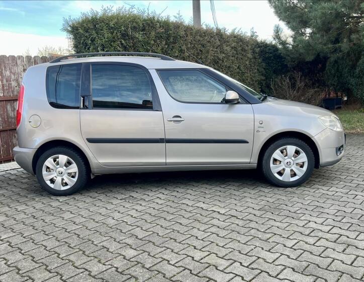 Škoda Roomster 6