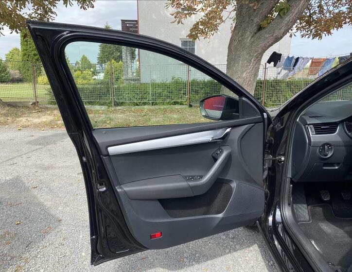 Škoda Octavia 12