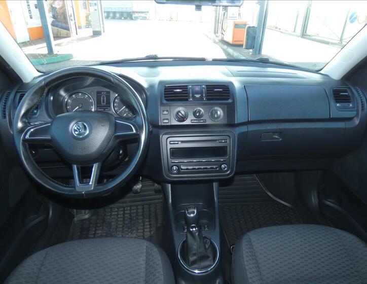 Škoda Roomster 7