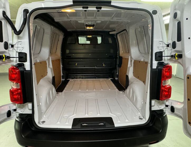 Toyota ProAce 10