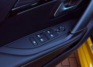 Peugeot 208 11