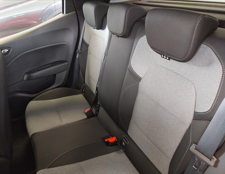 Mitsubishi Colt 7