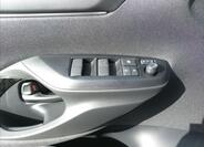 Toyota Yaris 24