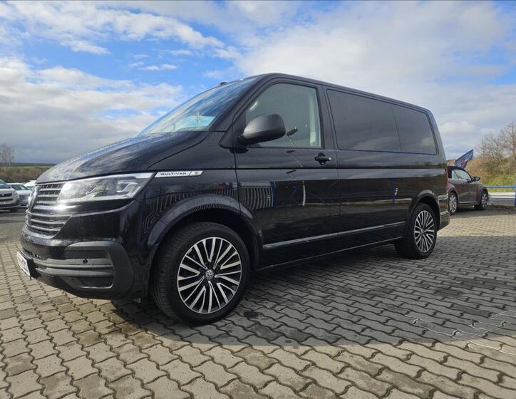 Volkswagen Multivan 1