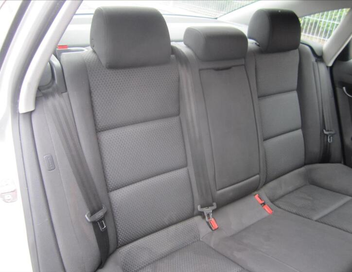 Audi A6 24