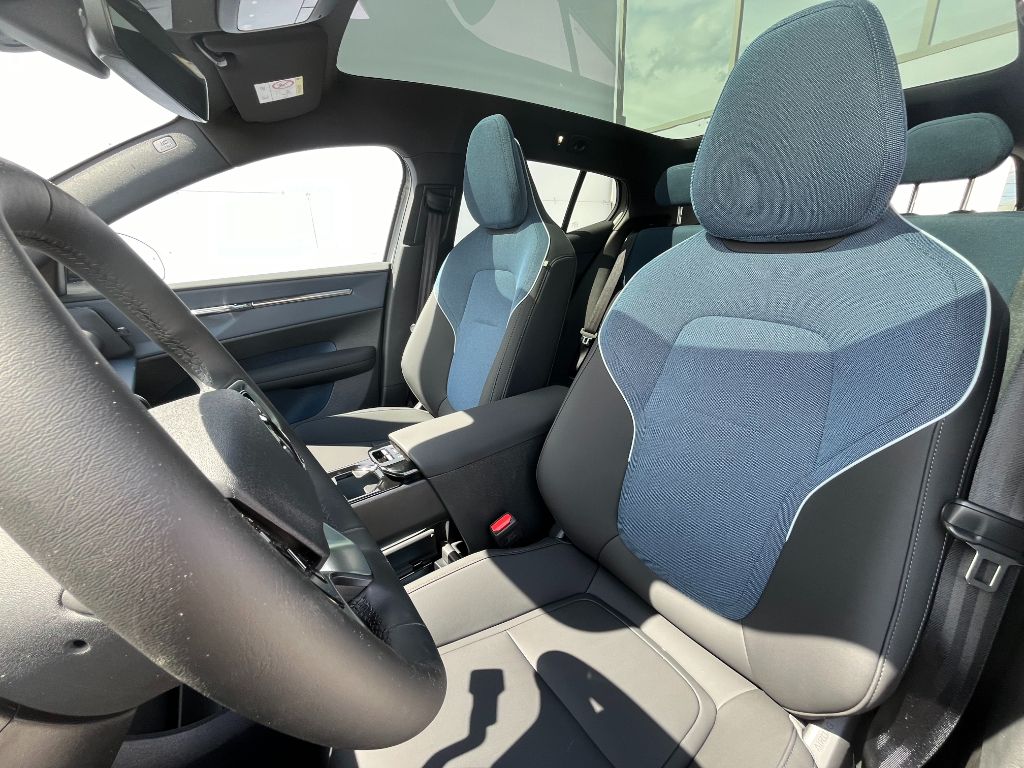 Volvo EX30