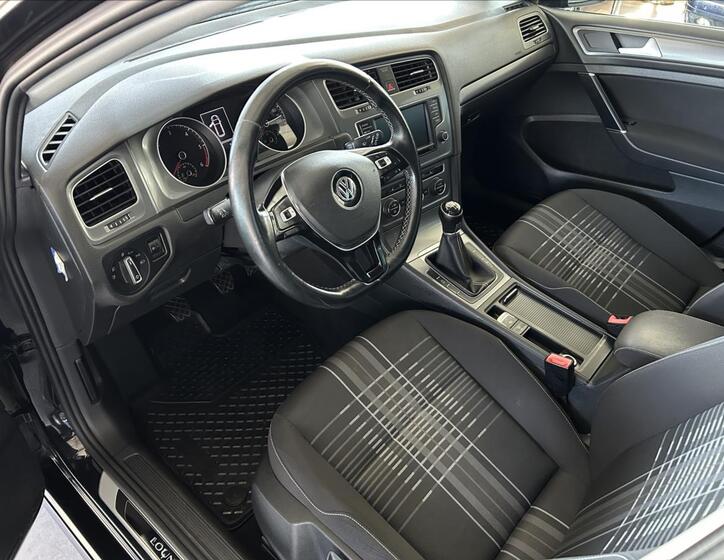 Volkswagen Golf 7