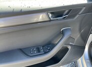 Škoda Superb 11