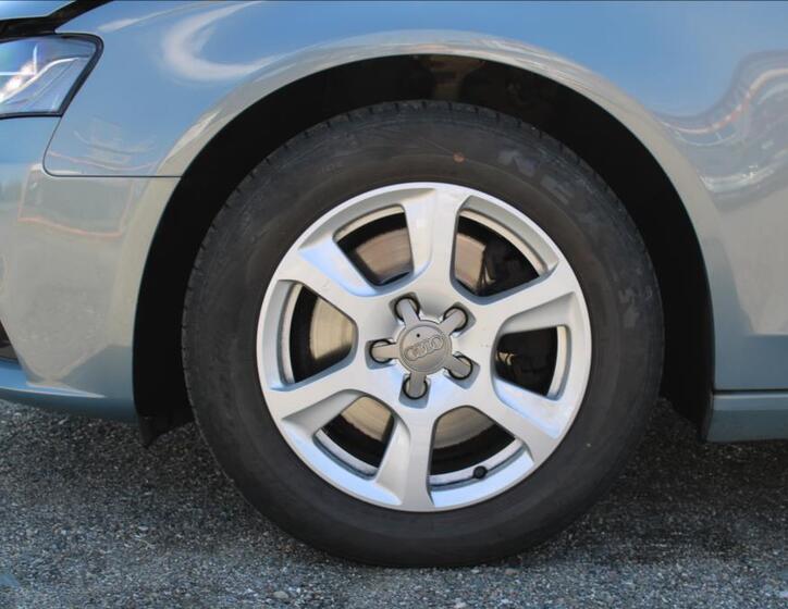 Audi A4 25
