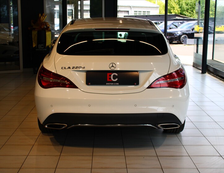 Mercedes-Benz CLA 5