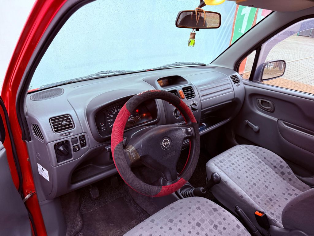 Opel Agila