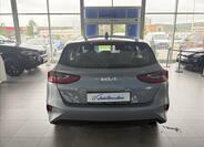 KIA Ceed 5