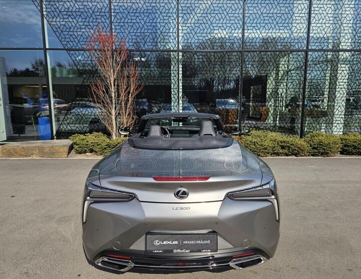 Lexus LC 500 13