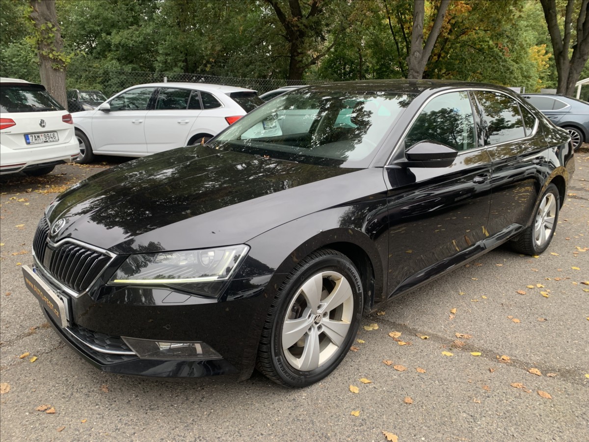 Škoda Superb