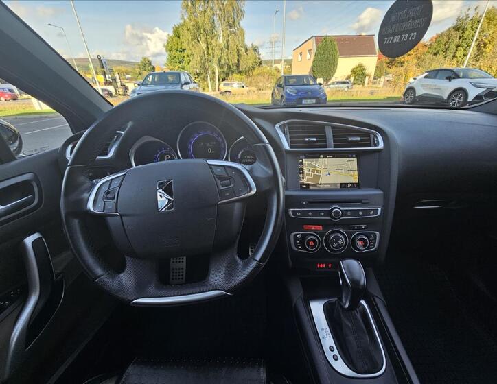 DS Automobiles DS4 6