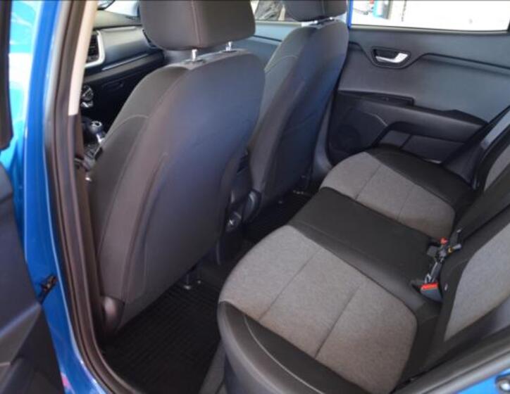 KIA Stonic 4