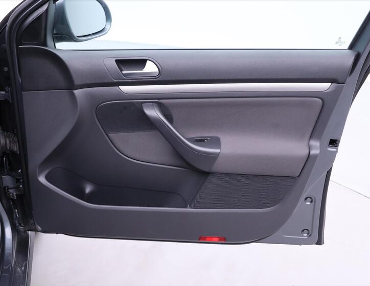 Volkswagen Golf 13