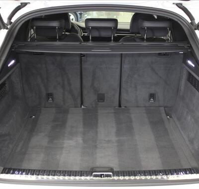Audi Q8 29