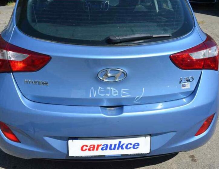 Hyundai i30 25