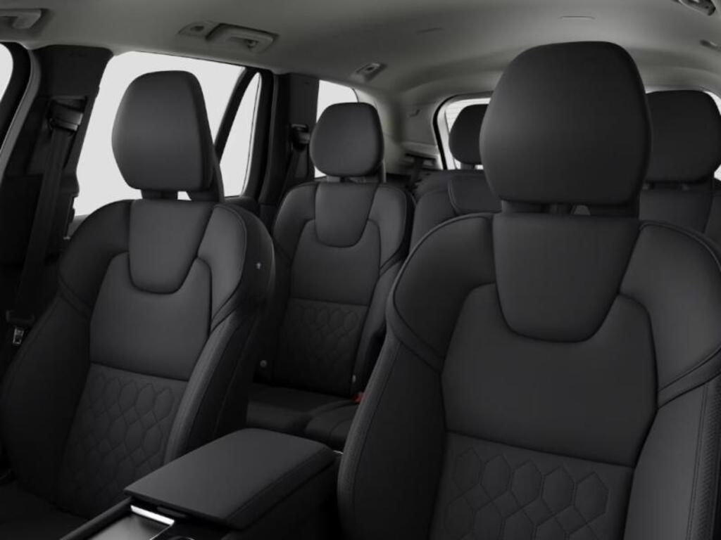 Volvo XC90 11