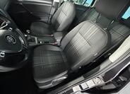Volkswagen Golf 24