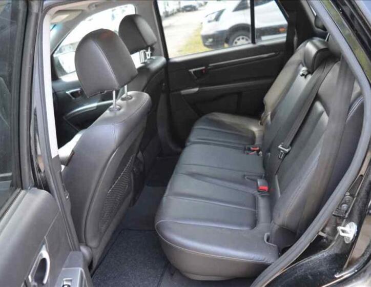 Hyundai Santa Fe 23